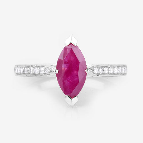 Anillo de oro blanco de 14K con rubí genuino de 1,51 quilates y diamantes blancos