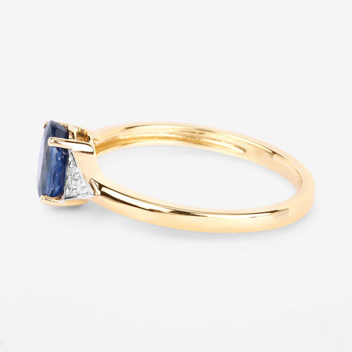 Photo of {{ product.title | truncate: 80, '' | escape }}