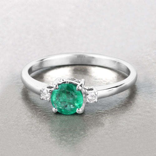 Anillo de oro blanco de 14K con esmeralda zambiana auténtica de 0,71 quilates y diamantes blancos