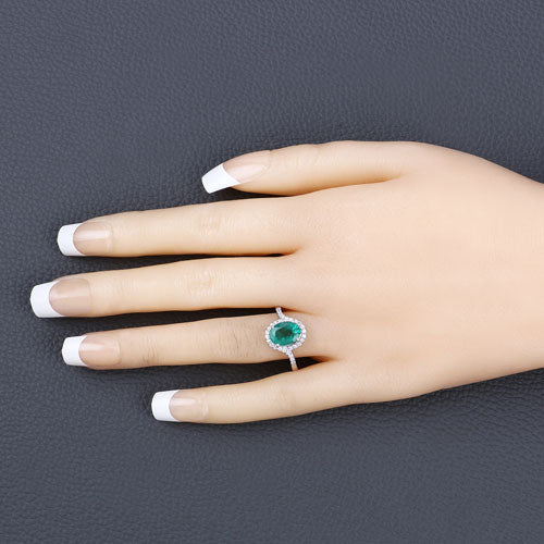 Photo of {{ product.title | truncate: 80, '' | escape }}