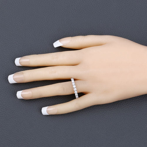 Anillo de oro blanco de 14K con diamante de laboratorio de 2,00 quilates