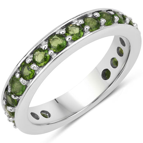 Anillo de plata esterlina .925 con diópsido de cromo genuino de 1.33 quilates