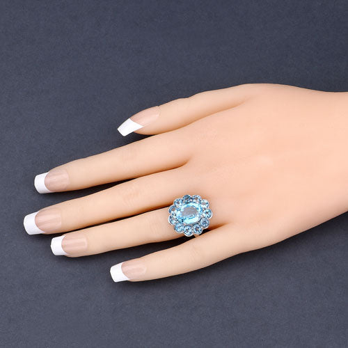 Photo of {{ product.title | truncate: 80, '' | escape }}